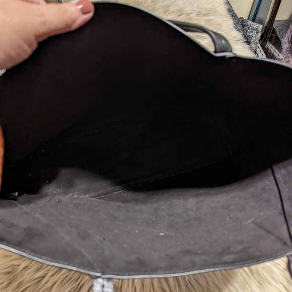 Black DK tote bag - Picture 6 of 8